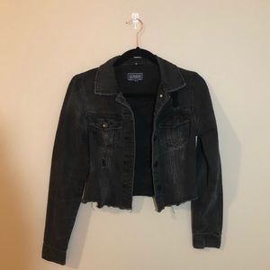 ✨cropped jean jacket✨